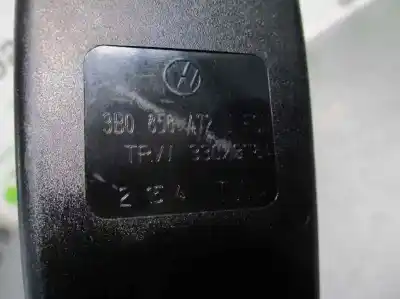 Автозапчасти б/у крюк для пояса за volkswagen passat b5.5 variant (3b6) 1.9 tdi ссылки oem iam 3b0858472j  
