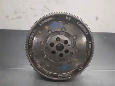 Piesă de schimb auto la mâna a doua VOLANTA MOTORULUI pentru VOLKSWAGEN GOLF IV BERLINA (1J1)  Referințe OEM IAM 417001911  