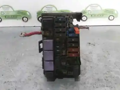 İkinci el araba yedek parçası RÖLE/SIGORTA KUTUSU için RENAULT LAGUNA II (BG0)  OEM IAM referansları 8200003059  