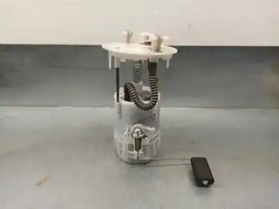 Second-hand car spare part fuel tank sender unit for dacia lodgy 1.6 cat (bivalent. gasolina / gpl) oem iam references 172025758r