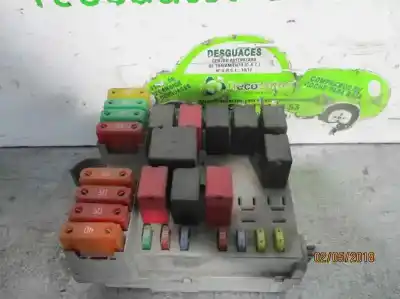 Recambio de automóvil de segunda mano de CAJA RELES / FUSIBLES para FIAT BRAVO (198)  referencias OEM IAM 51775688  