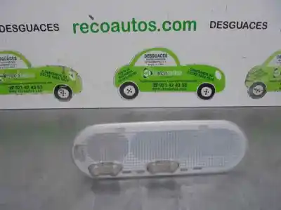 Second-hand car spare part interior light for dacia sandero 1.2 16v oem iam references 8200073231