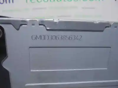 Pezzo di ricambio per auto di seconda mano impianto audio / radio cd per opel corsa d (s07) 1.2 (l08 l68) riferimenti oem iam 13257038  