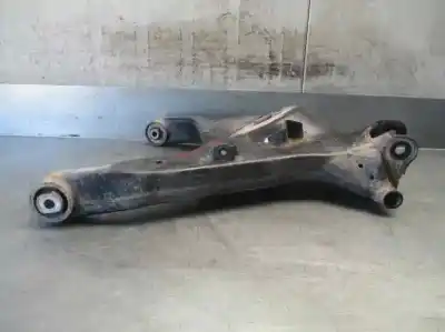 Автозапчастина б/у задній лівий нижний рычаг для land rover range rover (lm) 3.0 td6 посилання на oem iam 109733702gb  