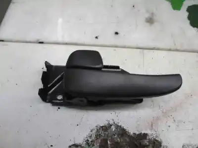 Peça sobressalente para automóvel em segunda mão puxador interior traseiro esquerdo por hyundai trajet (fo) 2.0 crdi gls referências oem iam 