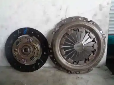 Pièce détachée automobile d'occasion KIT D'EMBRAYAGE pour CITROEN XSARA BERLINA  Références OEM IAM 2052E5  