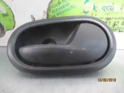 Second-hand car spare part interior right front handle for dacia sandero 0.9 tce cat oem iam references 8267219192
