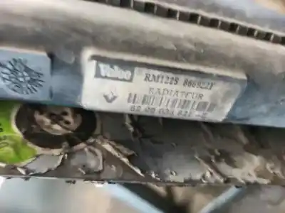 Pezzo di ricambio per auto di seconda mano radiatore d acqua per renault kangoo (f/kc0) 1.4 riferimenti oem iam 8200033831e  866922ff Pezzo di ricambio per auto di seconda mano radiatore d acqua per renault kangoo (f/kc0) 1.4 riferimenti oem iam 8200033831e  866922ff