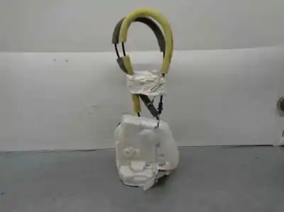 Peça sobressalente para automóvel em segunda mão fechadura da porta dianteira direita por mazda 3 (bm, bn) 2.0 referências oem iam bhs258310a