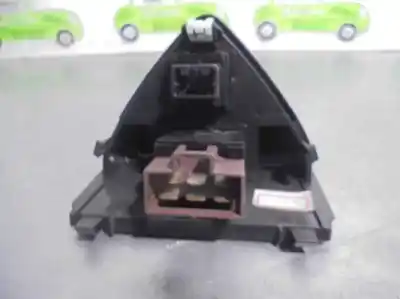 Second-hand car spare part hazard warning lights for renault koleos 2.0 dci diesel fap oem iam references 06016  