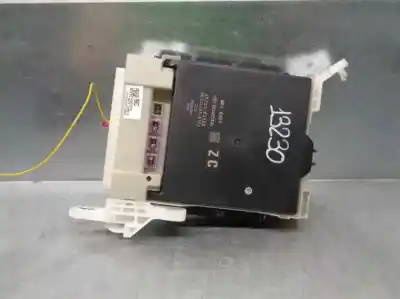 Pezzo di ricambio per auto di seconda mano scatola relè/fusibili per toyota corolla (e21) * riferimenti oem iam 8922102720
