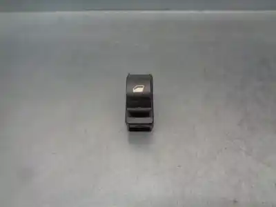 Peça sobressalente para automóvel em segunda mão botão / interruptor elevador vidro traseiro direito por peugeot 5008 (0u_, 0e_) 1.6 hdi referências oem iam 96662297xt