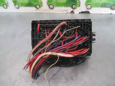 Second-hand car spare part fuse box unit for lancia thesis (115) 2.4 20v cat oem iam references   