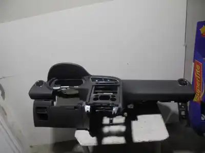 Peça sobressalente para automóvel em segunda mão tablier por peugeot 5008 (0u_, 0e_) 1.6 hdi referências oem iam 9685506177