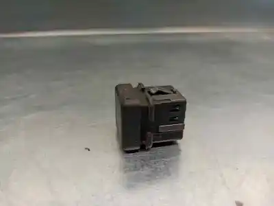 Second-hand car spare part headlights switch for bmw serie 7 (e38) 725tds oem iam references 8360828  