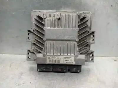 Pièce détachée automobile d'occasion calculateur moteur ecu pour renault modus 1.5 dci diesel références oem iam 8200565863