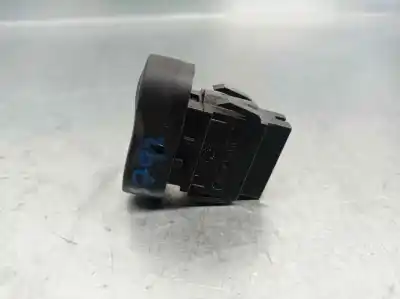 Peça sobressalente para automóvel em segunda mão trocar por dacia sandero ambiance referências oem iam   