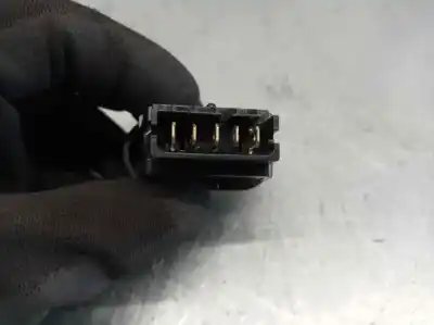 Peça sobressalente para automóvel em segunda mão trocar por dacia sandero ambiance referências oem iam   