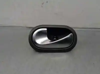 Peça sobressalente para automóvel em segunda mão puxador interior dianteiro esquerdo por renault twingo 1.5 dci diesel referências oem iam 8200028487