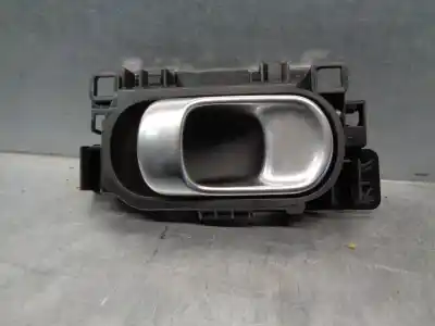 Peça sobressalente para automóvel em segunda mão puxador interior traseiro esquerdo por citroen c4 cactus 1.2 thp 110 referências oem iam 98012886vv