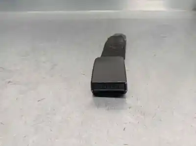 Автозапчасти б/у крюк для ремня задний центральный за dacia sandero ambiance ссылки oem iam 0752494