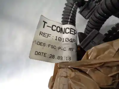 Second-hand car spare part hinge for citroen c4 cactus 1.2 thp 110 oem iam references   