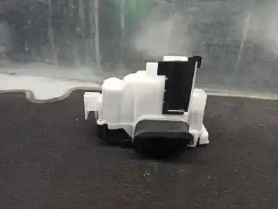 Second-hand car spare part rear right door lock for fiat doblo cargo 1.3 16v jtd cat oem iam references 51842861