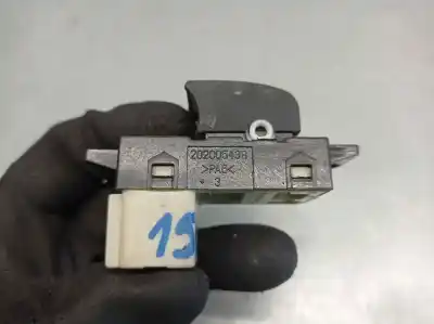 Peça sobressalente para automóvel em segunda mão botão / interruptor elevador vidro traseiro esquerdo por chevrolet captiva 2.2 vcdi lt 2wd 163 cv / 120 kw referências oem iam 202005438  