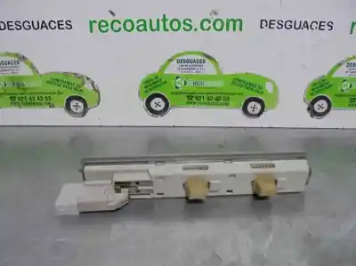 Автозапчасти б/у внутренний свет за audi a8 (d2) 2.8 ссылки oem iam 4d0947304  