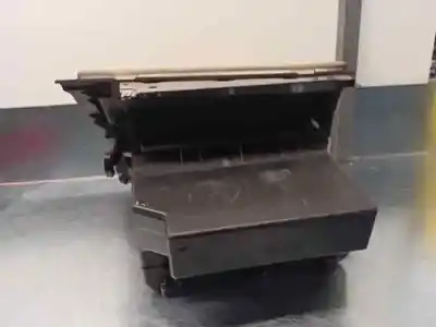 Автозапчастина б/у бардачок для land rover range rover (lm) 3.0 td6 посилання на oem iam 8262214  