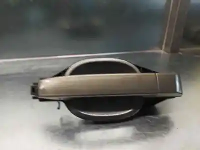 Peça sobressalente para automóvel em segunda mão puxador exterior traseiro direito por land rover range rover (lm) 3.0 td6 referências oem iam 7042488