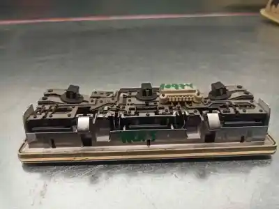 Peça sobressalente para automóvel em segunda mão luz interior por land rover range rover (lm) 3.0 td6 referências oem iam xdm00005vae  2ja007713