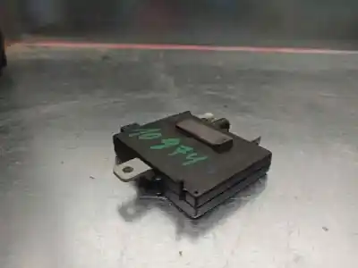 Second-hand car spare part antenna amplifier for land rover range rover (lm) 3.0 td6 oem iam references xuo000010  