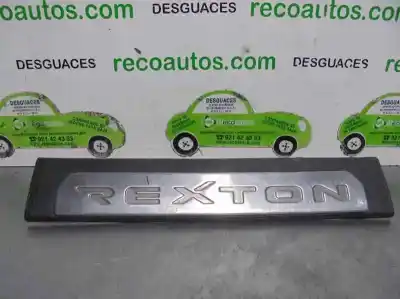 Tweedehands auto-onderdeel achterlijstjes voor ssangyong rexton / rexton ii (gab_) 2.7 xdi oem iam-referenties 7729508010