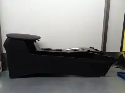 Автозапчасти б/у центральный подлокотник за kia xceed 1.4 tgdi cat ссылки oem iam j7c001056