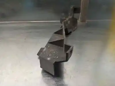 Second-hand car spare part right headlight support for land rover range rover (lm) 3.0 td6 oem iam references 7009236rh  