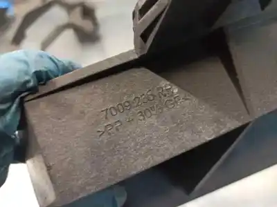 Second-hand car spare part right headlight support for land rover range rover (lm) 3.0 td6 oem iam references 7009236rh  