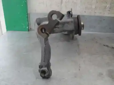 Автозапчасти б/у передняя правая кулачка за audi a4 avant (b5) 2.4 ссылки oem iam 8d0407258ad  