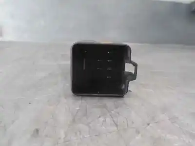 Second-hand car spare part glow plug for dodge nitro 2.8 crd 4wd oem iam references 05033351aa  0281003040