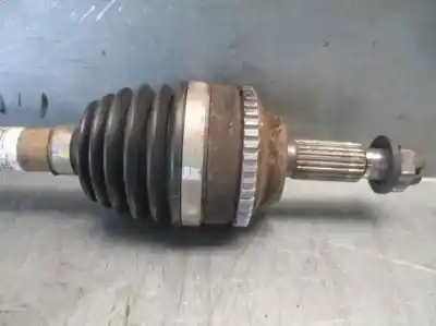 Pezzo di ricambio per auto di seconda mano trasmissione anteriore destra per renault clio ii fase ii (b/cb0) 1.5 dci diesel 64 cv / 47 kw riferimenti oem iam 8200538738 x65 bj87lacbr385