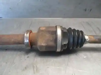 Pezzo di ricambio per auto di seconda mano trasmissione anteriore destra per renault clio ii fase ii (b/cb0) 1.5 dci diesel 64 cv / 47 kw riferimenti oem iam 8200538738 x65 bj87lacbr385
