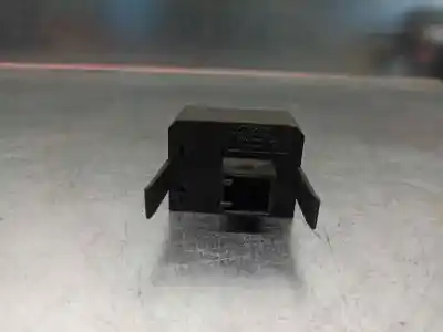 Second-hand car spare part headlights switch for volkswagen caddy ka/kb (2k) 1.9 tdi oem iam references 2k0941333a  