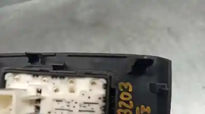 Автозапчасти б/у управление задними левыми стеклами за toyota prius (nhw30) 1.8 16v cat ссылки oem iam 192801  