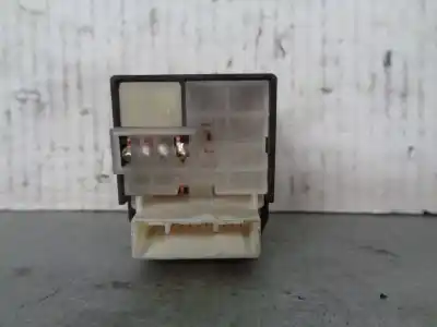 Автозапчасти б/у управление зеркалом за toyota prius (nhw30) 1.8 16v cat ссылки oem iam 183639  