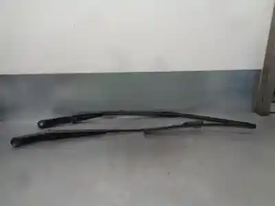 Second-hand car spare part front right windshield wiper arm for audi a1 (8xk) adrenalin oem iam references 8x1955408a1p9  8x1955407a1p9