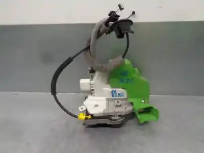 Автозапчастина б/у замок передніх дверей лівий для audi a1 (8xk) adrenalin посилання на oem iam 8x1837015c  