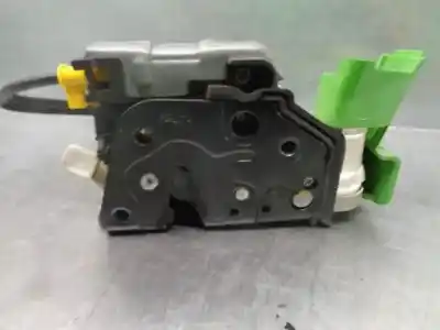 Автозапчастина б/у замок передніх дверей лівий для audi a1 (8xk) adrenalin посилання на oem iam 8x1837015c  