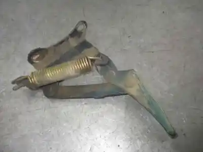 Pièce détachée automobile d'occasion charnière de capot pour ssangyong musso 2.3 diesel cat références oem iam   