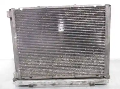 Pezzo di ricambio per auto di seconda mano radiatore d acqua per renault clio ii fase ii (b/cb0) 1.5 dci diesel 65 cv / 48 kw riferimenti oem iam 8200104322  