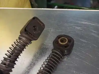 Автозапчасти б/у рычаг переключения передач за volkswagen caddy ka/kb (2k) 1.9 tdi ссылки oem iam 1t0711049bc  